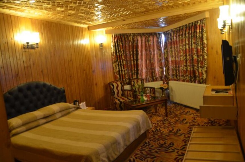 Hotel Hilltop Gulmarg_4